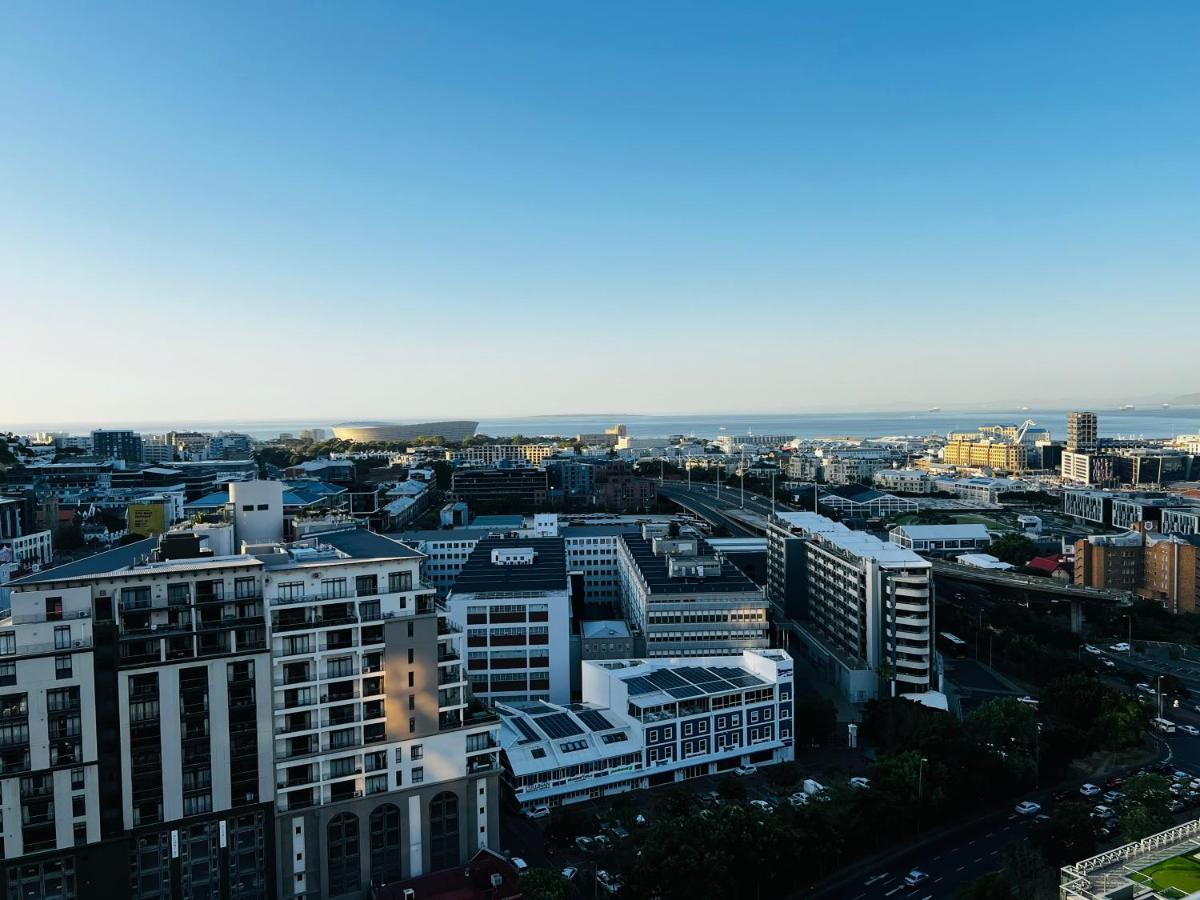 Urban Elephant 16 On Bree Cape Town Exterior photo