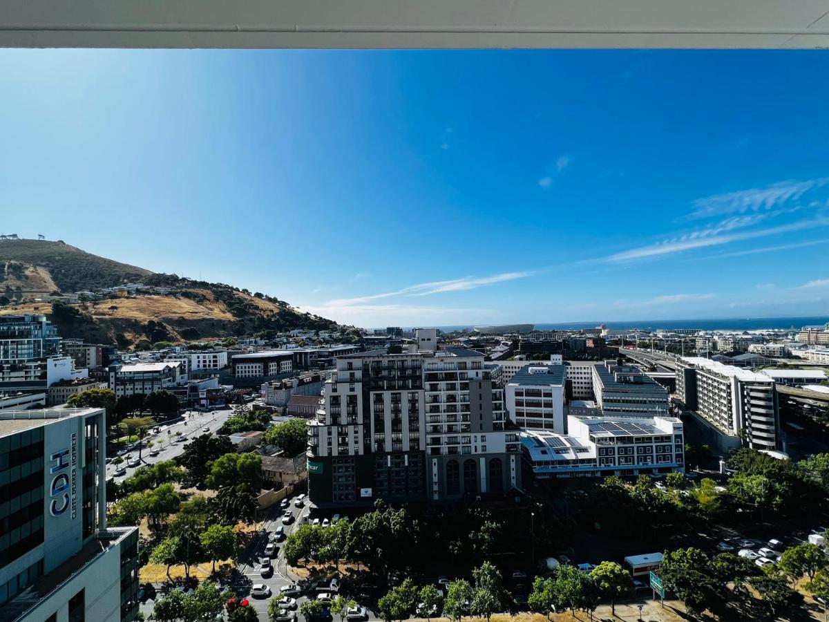 Urban Elephant 16 On Bree Cape Town Exterior photo