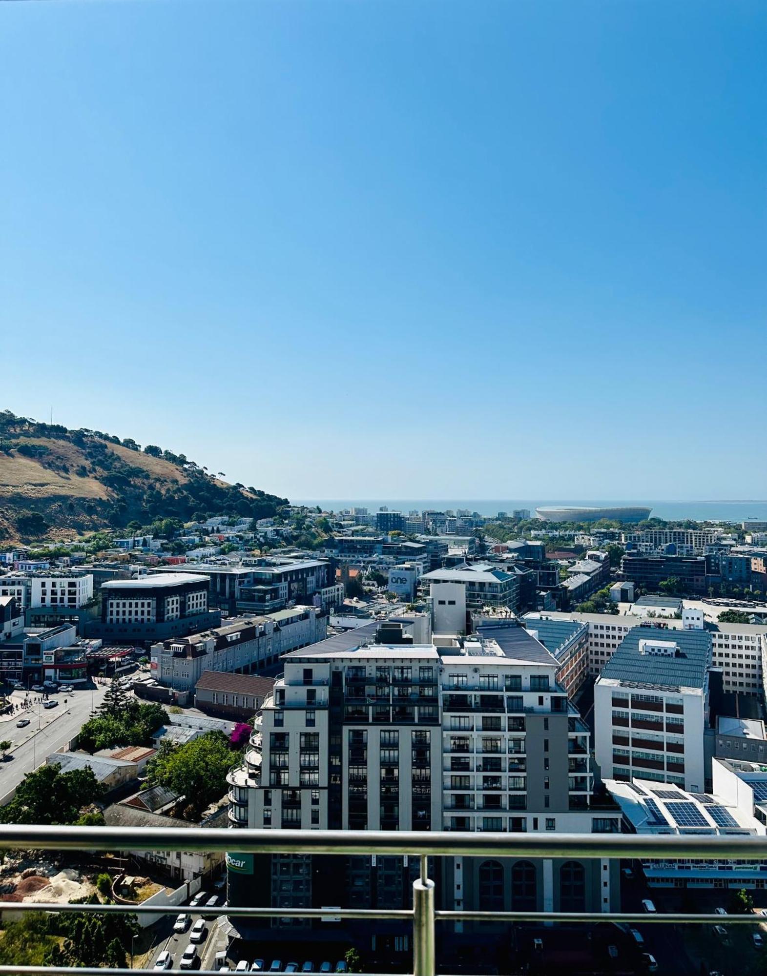 Urban Elephant 16 On Bree Cape Town Exterior photo
