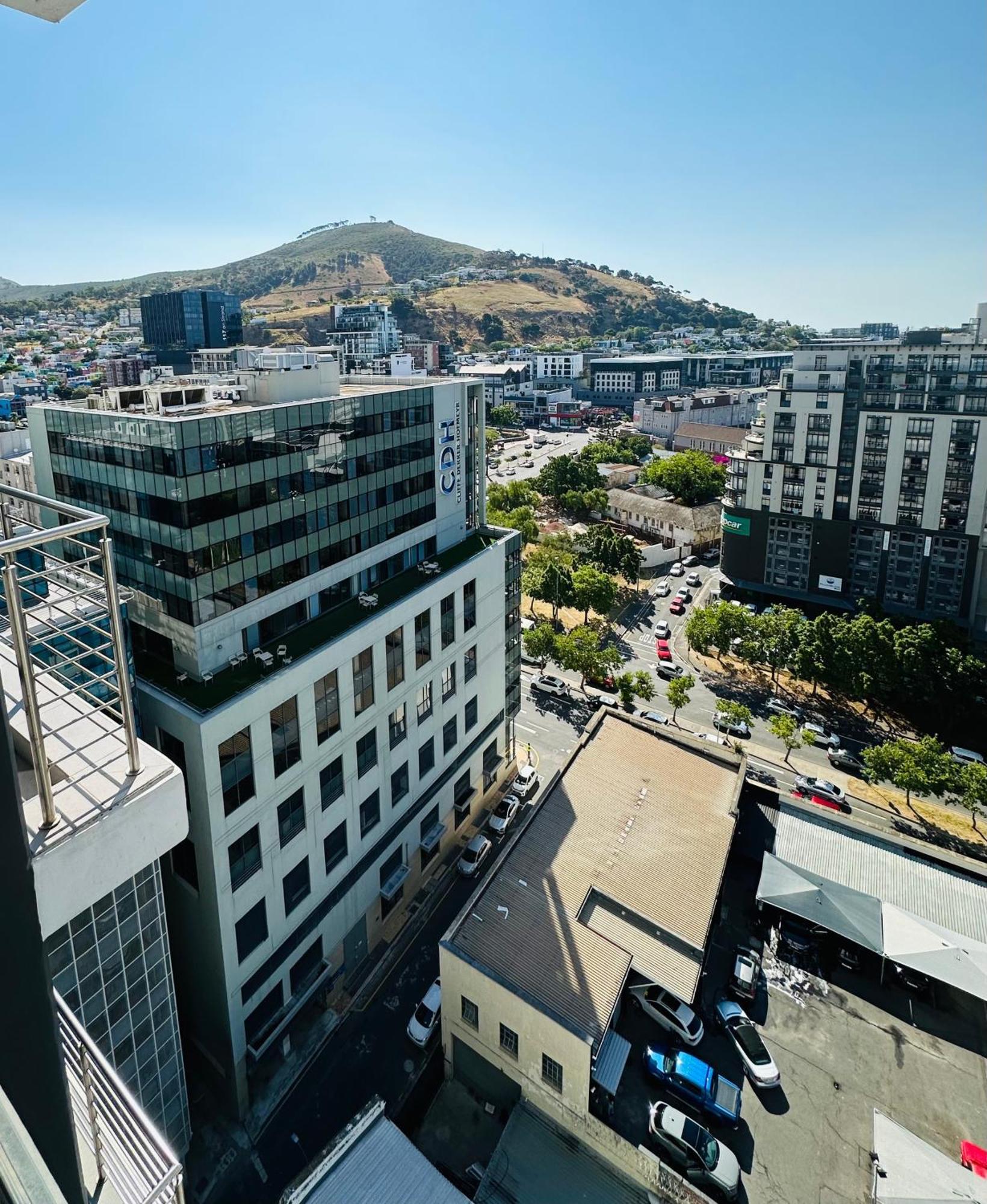 Urban Elephant 16 On Bree Cape Town Exterior photo